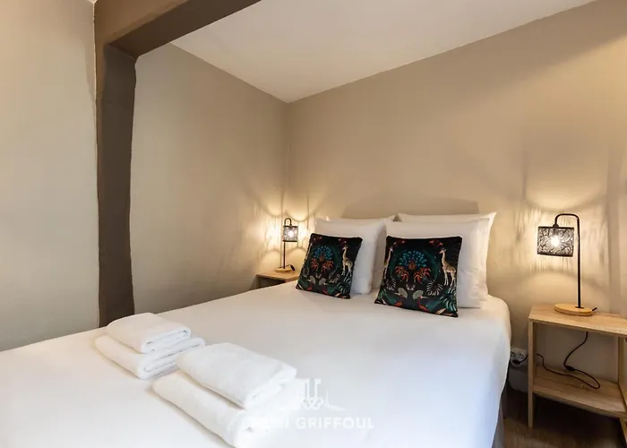 Emeraude Cozy Nest 3 Heart Of Historic District 2 Guests * Онфлёр