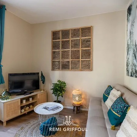 Emeraude Cozy Nest 3 Heart Of Historic District 2 Guests * Honfleur